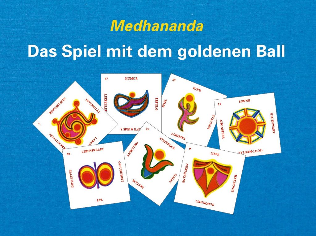 Buch mit Karten